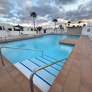  Apartment Marinos 76